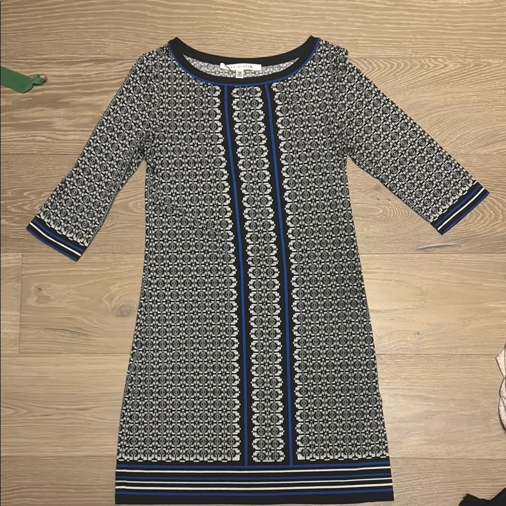 Max Studio Black and Blue Patterned Dress